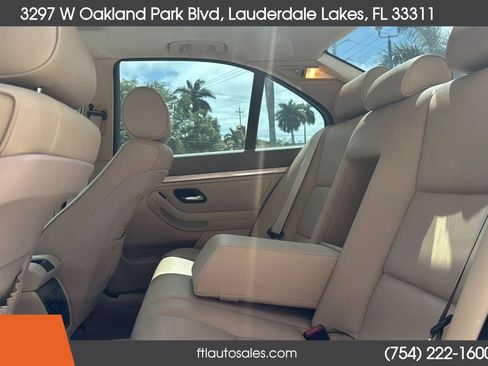 Used 2001 BMW 525i Sedan image 29