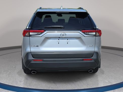 Used 2025 Toyota RAV4 XLE w/ Convenience Package image 6