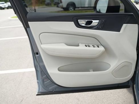 Used 2023 Volvo XC60 B5 Plus w/ Protection Package Premier FWD image 15