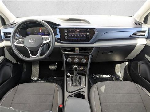 Used 2023 Volkswagen Taos SE image 15