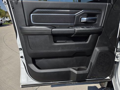 New 2025 RAM 2500 Lone Star image 17