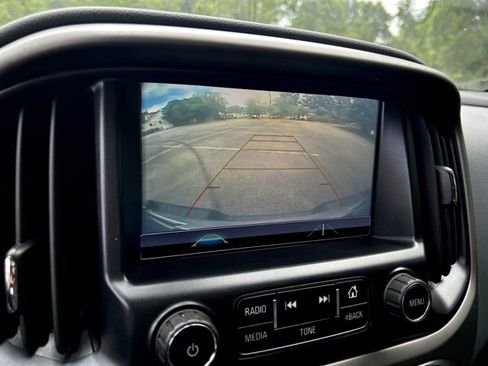 Used 2018 Chevrolet Colorado Z71 image 41