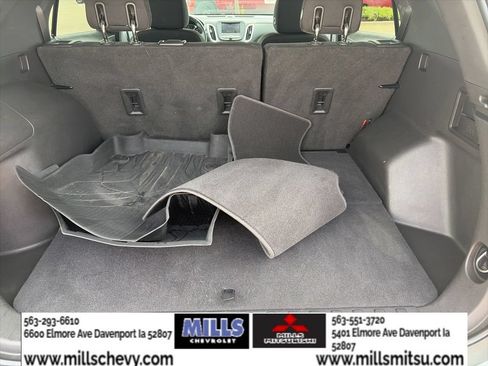 Used 2020 Chevrolet Equinox LT FWD image 23