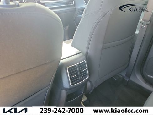 Certified 2025 Kia Sportage LX FWD image 12