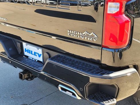New 2026 Chevrolet Silverado 1500 High Country image 4