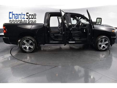 Used 2025 RAM 1500 Tradesman AWD/4WD image 28