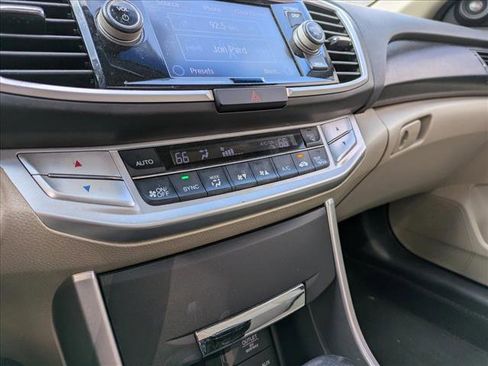 Used 2013 Honda Accord EX-L image 11