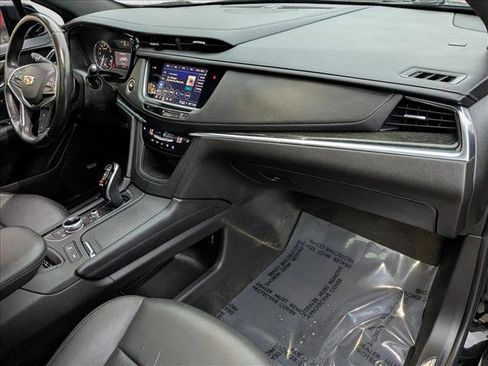 Used 2021 Cadillac XT5 Premium Luxury image 21