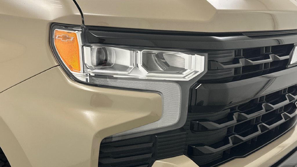 Used 2022 Chevrolet Silverado 1500 LT Trail Boss w/ LT Trail Boss Premium Package AWD/4WD image 25
