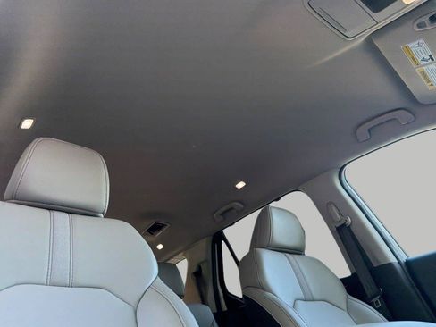 Used 2025 Honda Pilot EX-L image 20