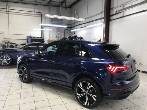 Used 2023 Audi Q3 2.0T Premium Plus w/ Premium Plus Package image 3