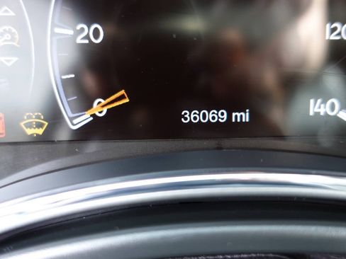 Used 2021 Jeep Grand Cherokee Laredo X image 55