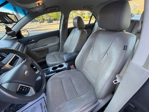 Used 2011 Ford Fusion SEL FWD image 14