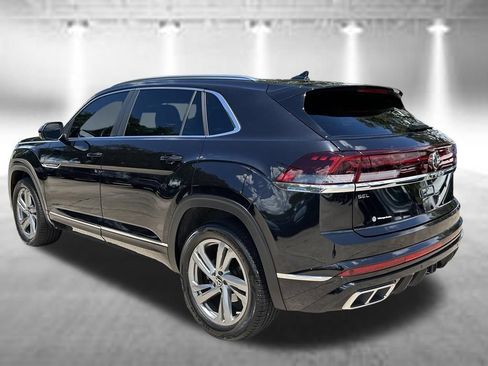 Certified 2024 Volkswagen Atlas Cross Sport SEL R-Line AWD/4WD image 3