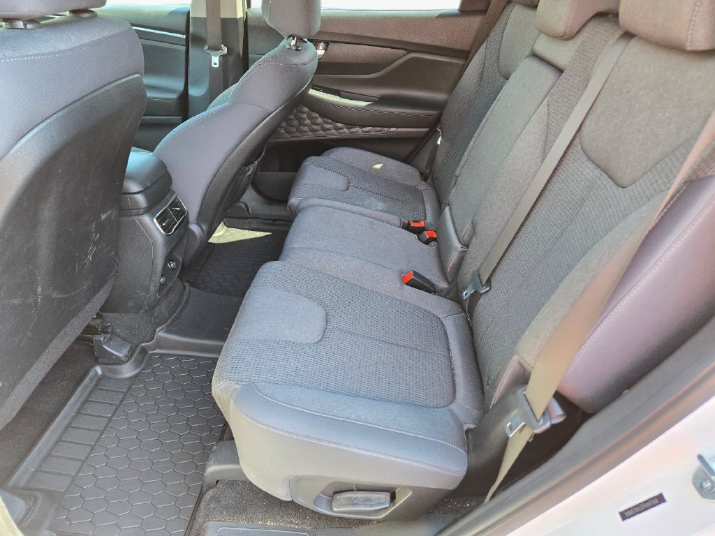 Certified 2023 Hyundai Santa Fe SEL FWD image 18