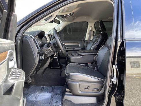 Used 2024 RAM 2500 Laramie w/ Safety Group AWD/4WD image 13