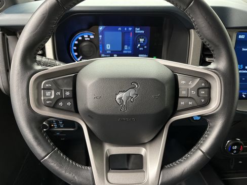 Certified 2024 Ford Bronco Outer Banks AWD/4WD image 14