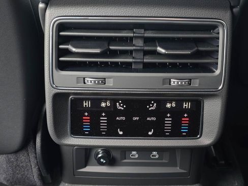 New 2026 Audi Q7 2.0T Premium Plus AWD/4WD image 17