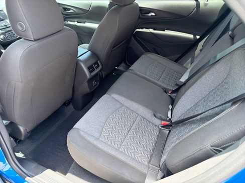 Used 2024 Chevrolet Equinox LT FWD image 32