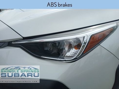 Certified 2024 Subaru Crosstrek 2.0i Premium AWD/4WD image 9