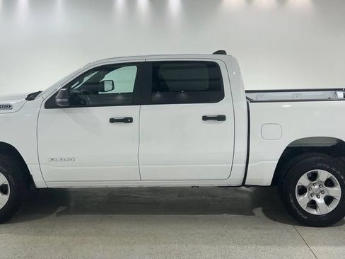Used 2024 RAM 1500 Big Horn AWD/4WD image 2
