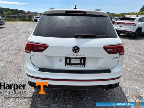 Used 2024 Volkswagen Tiguan SE R-Line AWD/4WD image 4