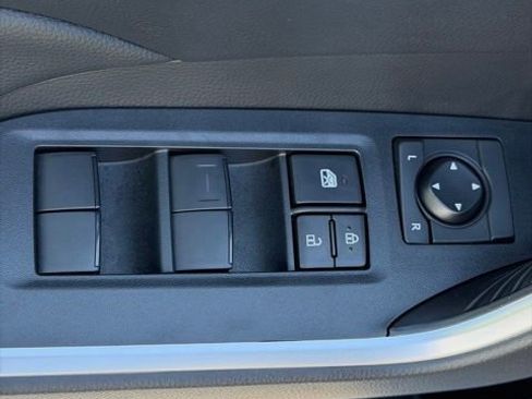 Certified 2023 Toyota RAV4 LE FWD image 23