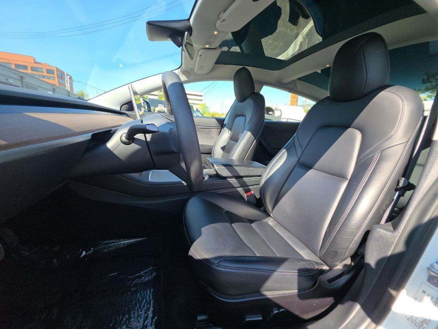 Used 2021 Tesla Model 3 Long Range AWD/4WD image 5