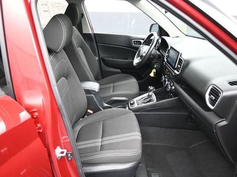 Certified 2023 Hyundai Venue SEL FWD image 25