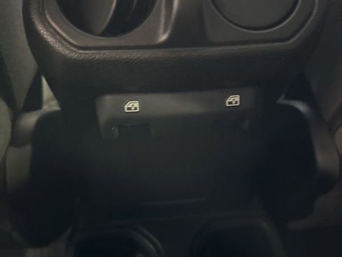 Used 2024 Jeep Wrangler Willys image 31