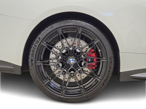 Used 2022 BMW M4 Competition w/ Executive Package image 7