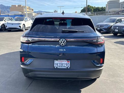 Certified 2023 Volkswagen ID.4 2WD image 4