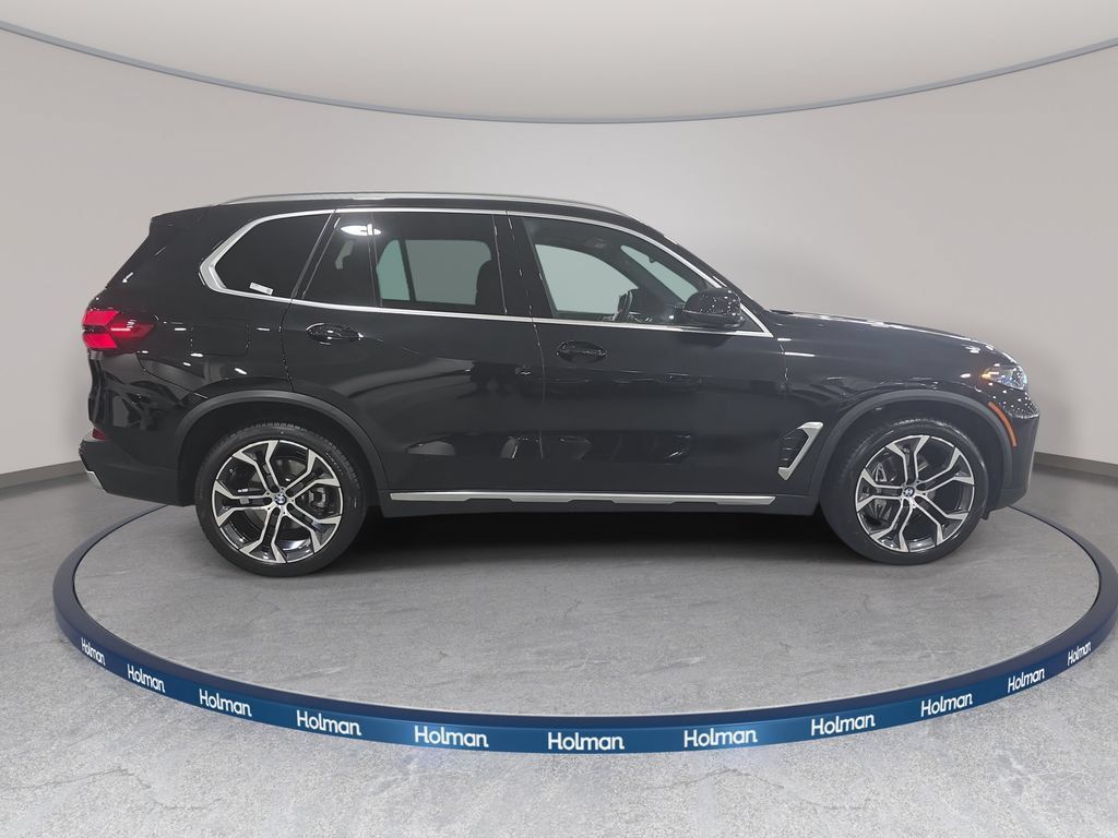 Certified 2026 BMW X5 sDrive40i RWD image 4