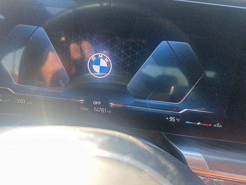 Used 2023 BMW 740i image 6