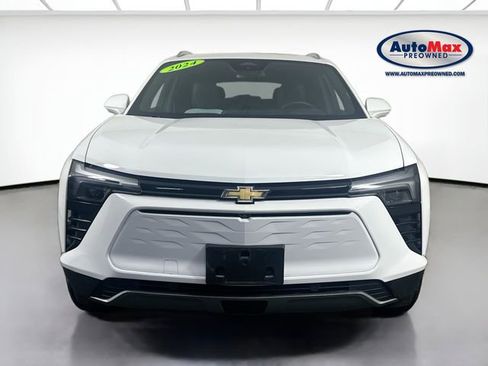 Used 2024 Chevrolet Blazer EV LT AWD/4WD image 2