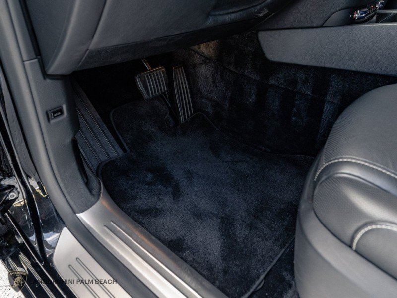 Used 2017 Rolls-Royce Ghost RWD image 32