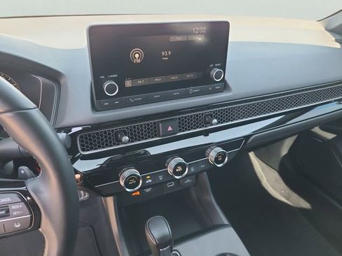 Used 2023 Honda Civic Sport image 30