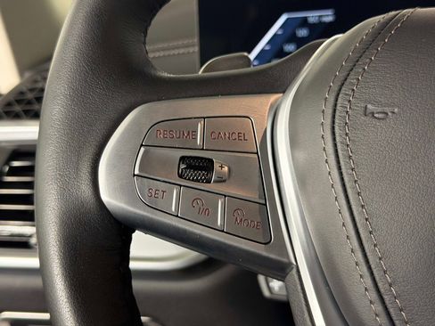 Used 2026 BMW X7 xDrive40i AWD/4WD image 48