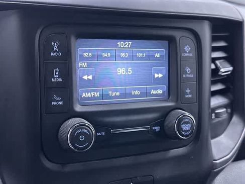 Used 2022 RAM 2500 Tradesman w/ Chrome Appearance Group AWD/4WD image 22