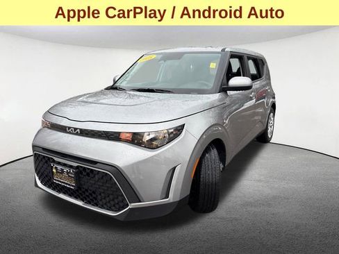 Used 2025 Kia Soul LX image 5