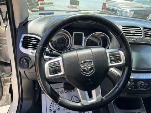 Used 2019 Dodge Journey GT AWD/4WD image 12