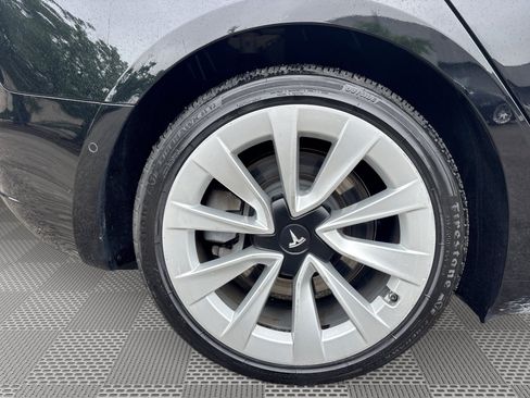 Used 2021 Tesla Model 3 Long Range AWD/4WD image 30