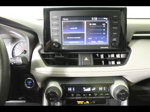 Used 2020 Toyota RAV4 XLE w/ Convenience Package AWD/4WD image 25