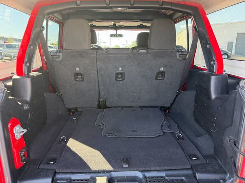 Used 2023 Jeep Wrangler Unlimited Sport AWD/4WD image 27
