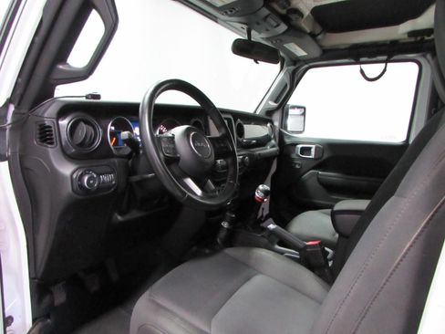 Used 2021 Jeep Wrangler Unlimited Sport AWD/4WD image 13