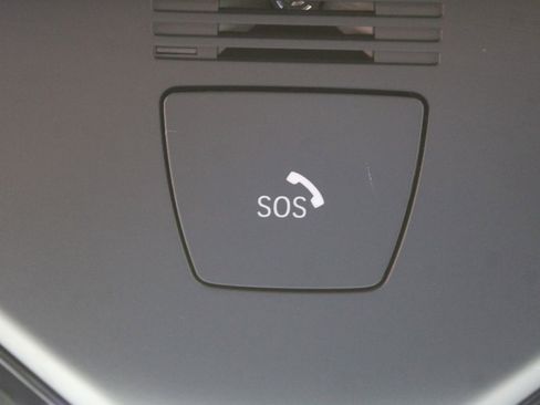 Used 2021 BMW 330i Sedan w/ Premium Package image 58