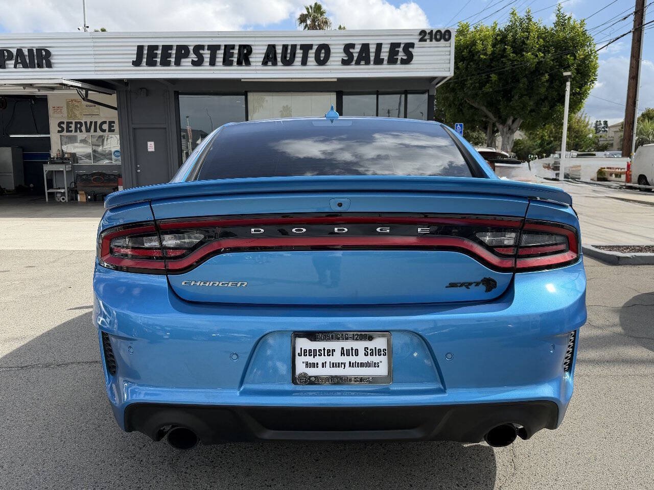 Used 2023 Dodge Charger SRT Hellcat RWD image 6