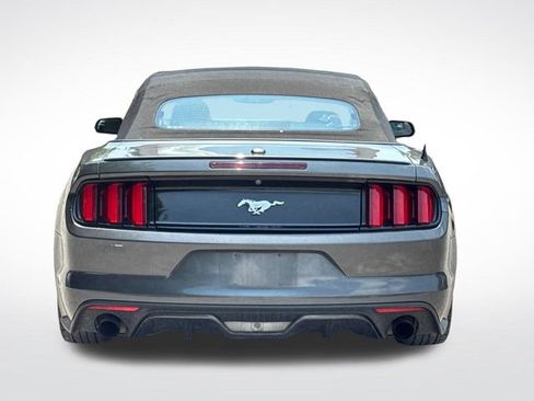 Used 2017 Ford Mustang Premium RWD image 4