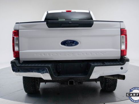 Used 2019 Ford F250 XLT w/ XLT Value Package image 21