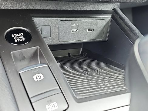 New 2026 Nissan Kicks SV w/ SV Premium Package image 16